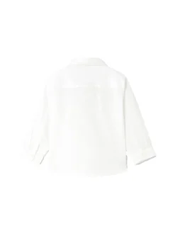 Camicia elegante con papillon bianco