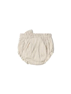 Completo giacca, blusa e shorts panna