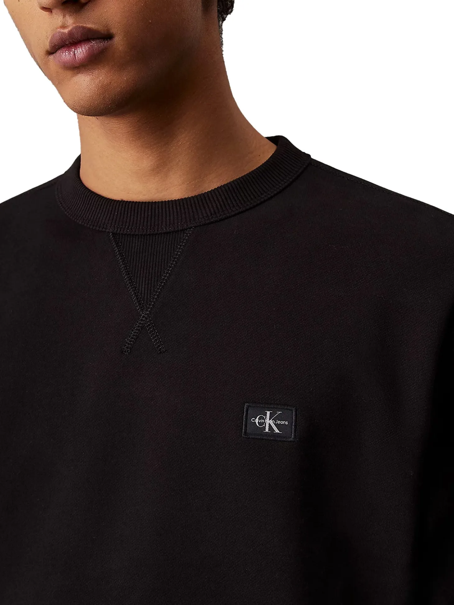 Felpa girocollo woven label logo sul petto nero
