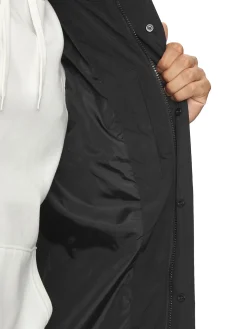 Giubbotto con cappuccio e patch del logo nero