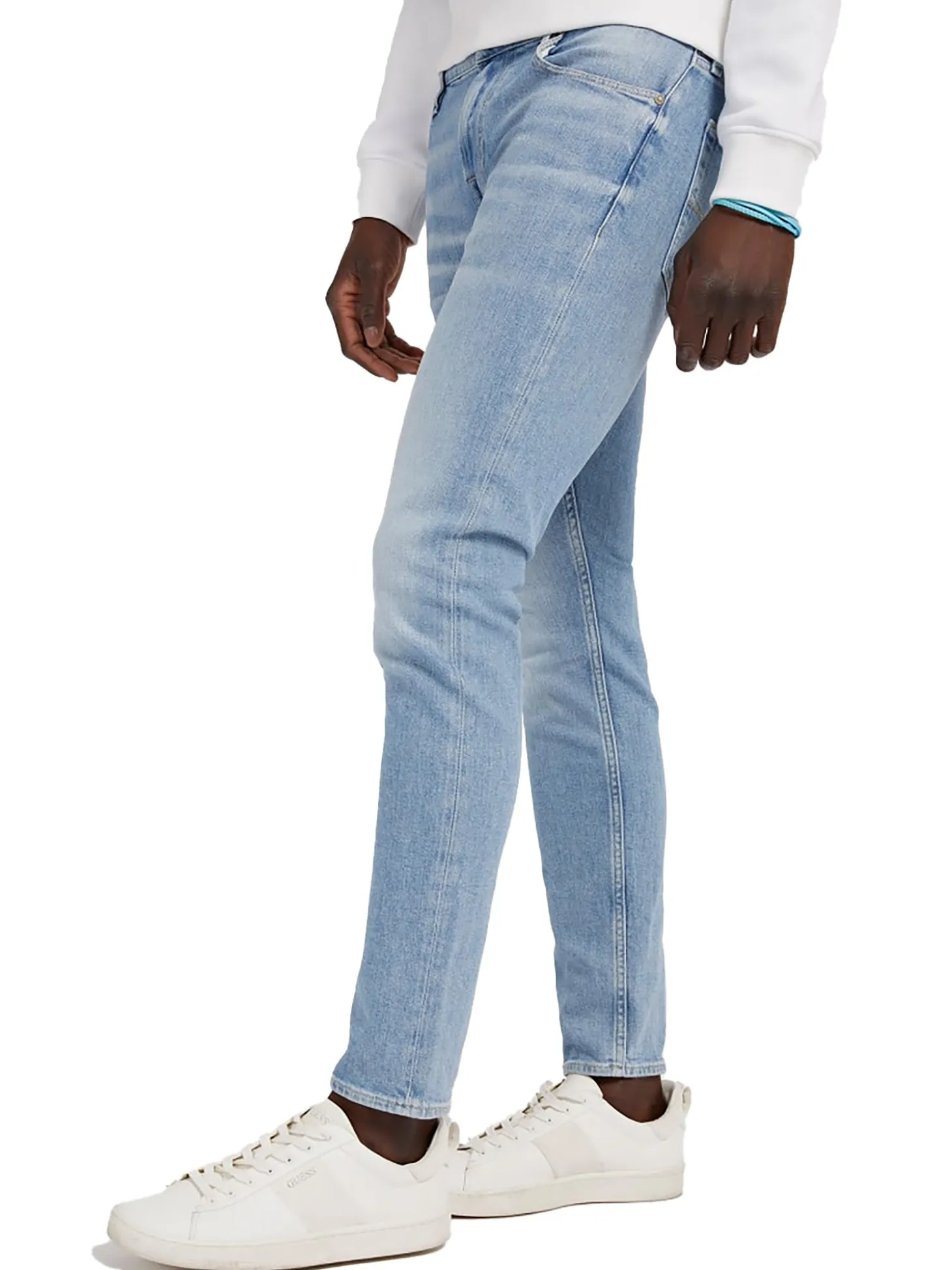 Jeans Chris modello elasticizzato in denim chiaro