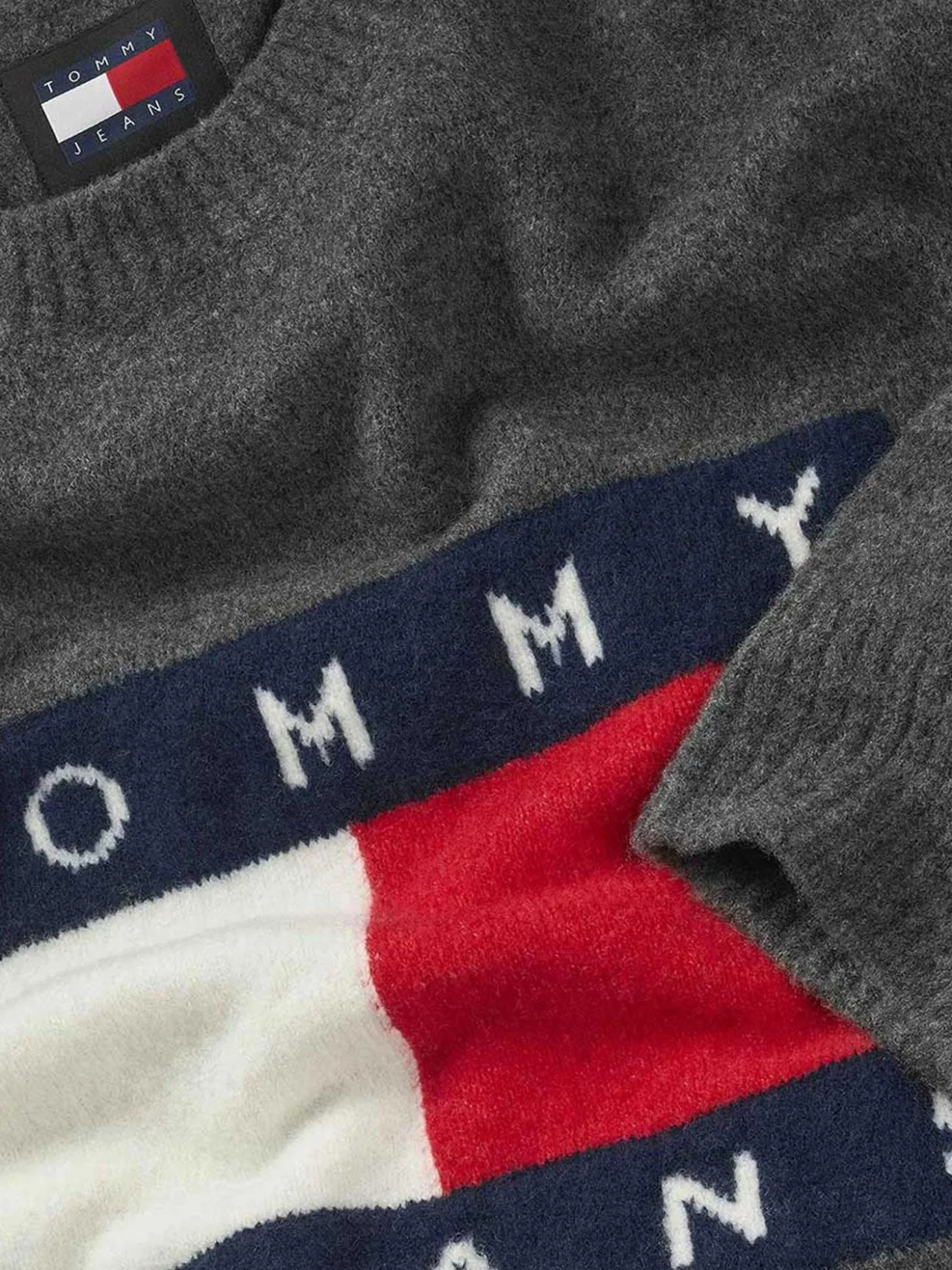Maglione a girocollo con maxi flag sul petto grigio scuro