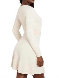 Mini abito fit and flare in maglia con cintura crema