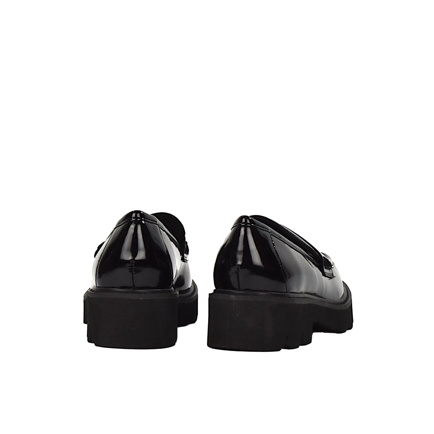 Mocassini verniciato con suola chunky nero