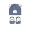 Set due pezzi cappello e calze avio