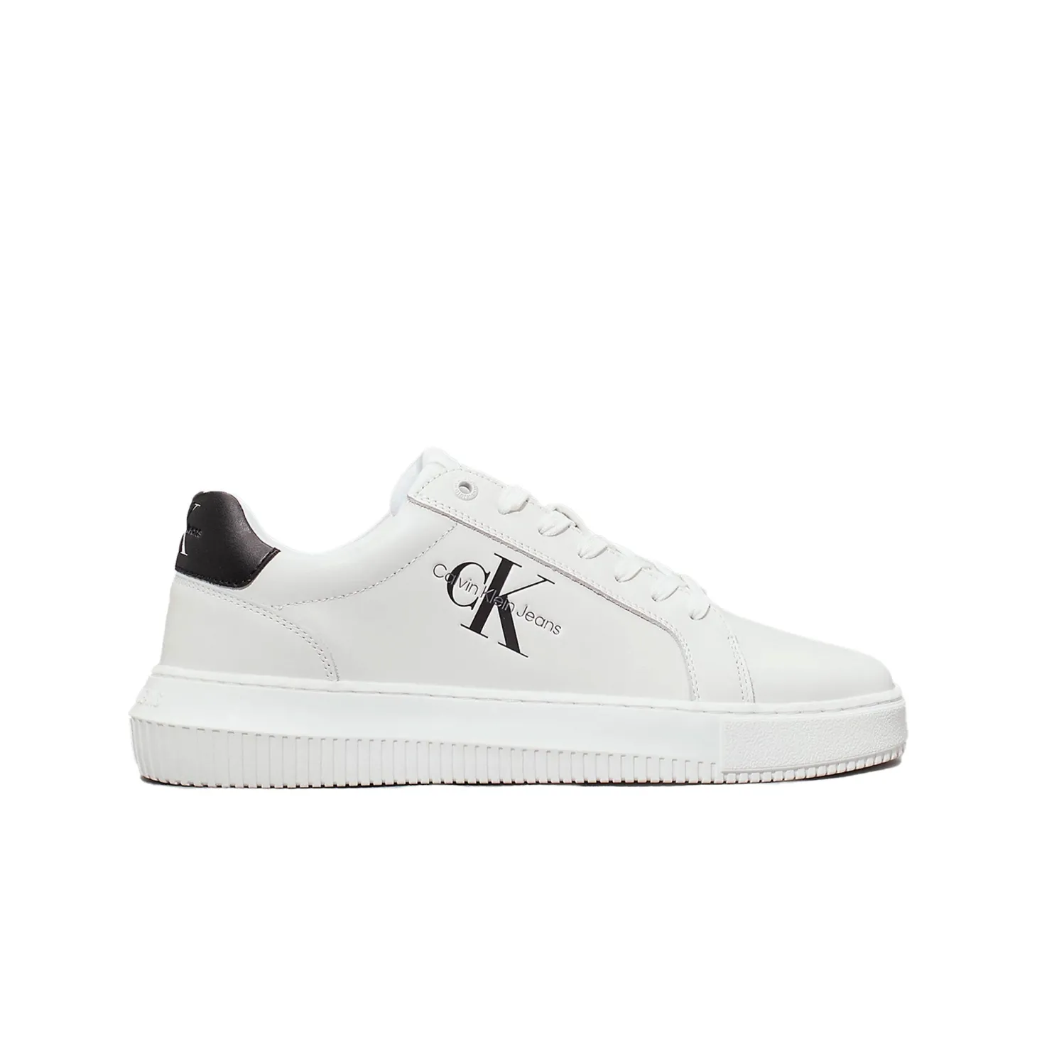 Sneakers con caviglia colorata con logo bianco/nero