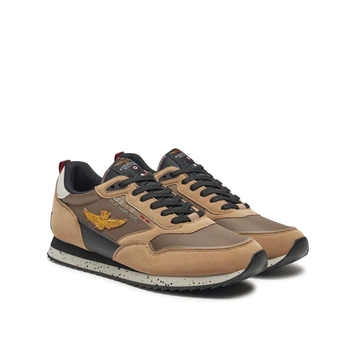 Sneakers ecopelle e mesh con aquila turrita e ricamo posteriore beige/