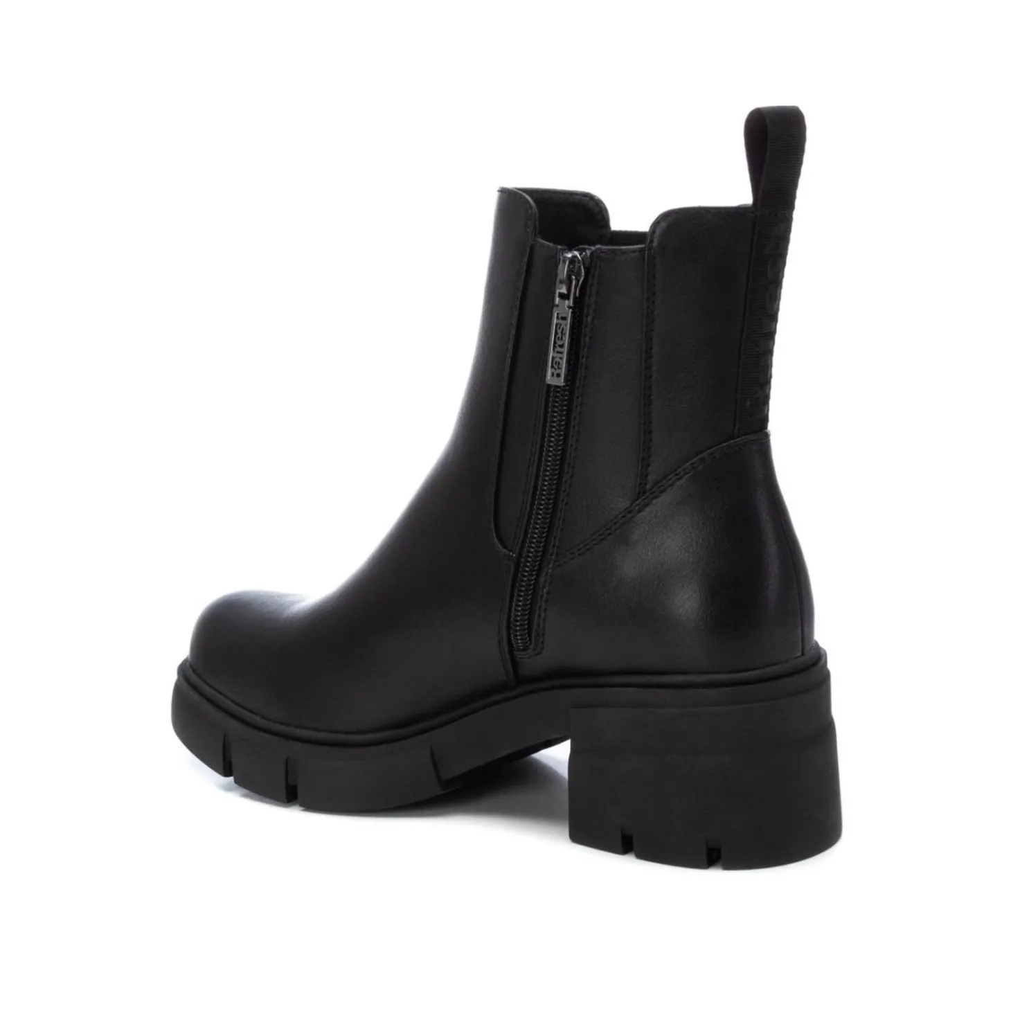 Stivaletto beatles con tacco nero