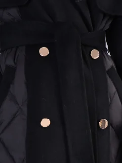 Trench con dettagli trapuntati nero
